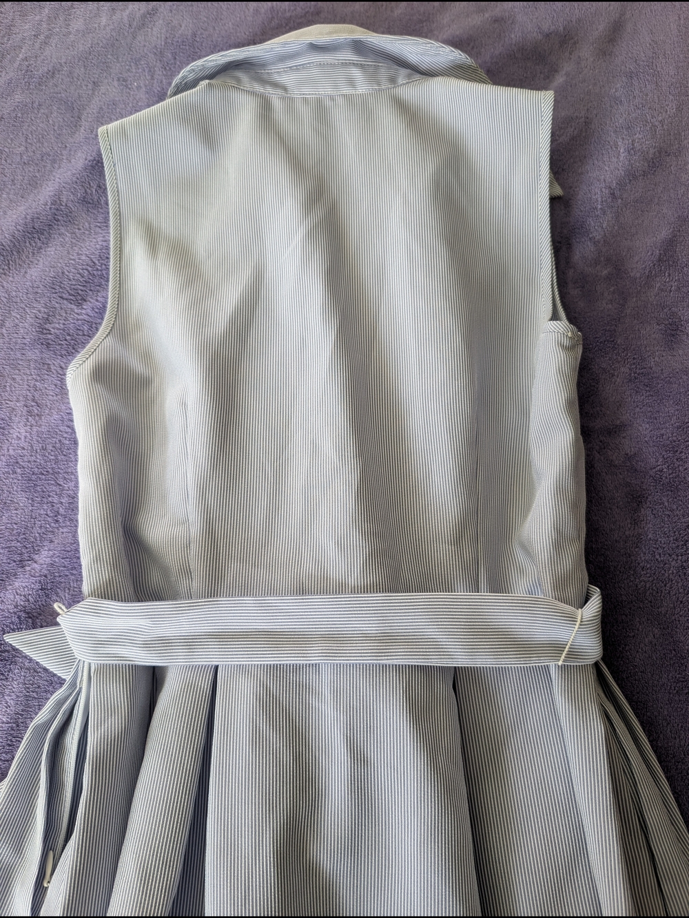 Jones New York Sleeveless Light Gray Midi Shirt Dress with Tie Waist - Picture 2 of 7